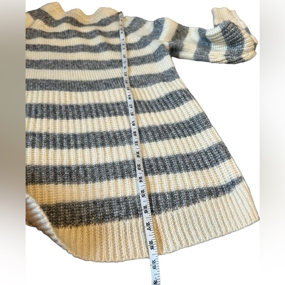 Banana Republic Striped Wool Blend Sweater Women's Size Small - Picture 6 of 9